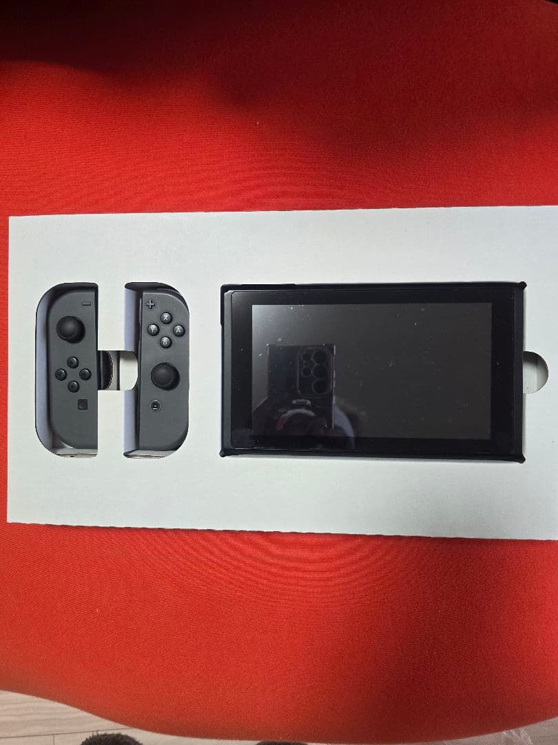 ●歳末セール・超美品・Nintendo Switch 本体 コントローラーetc