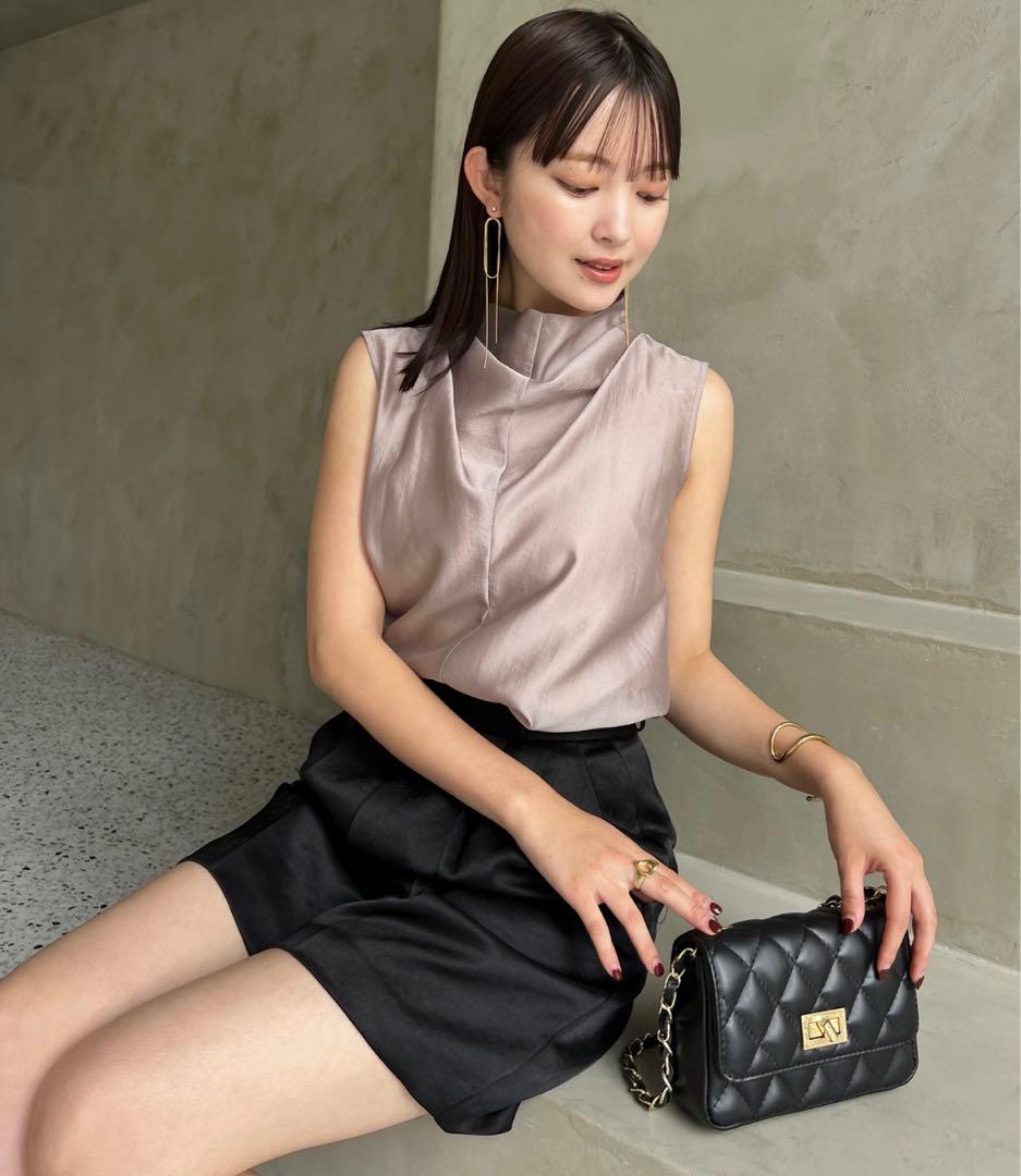 【早期完売】anuans サテンショートパンツ