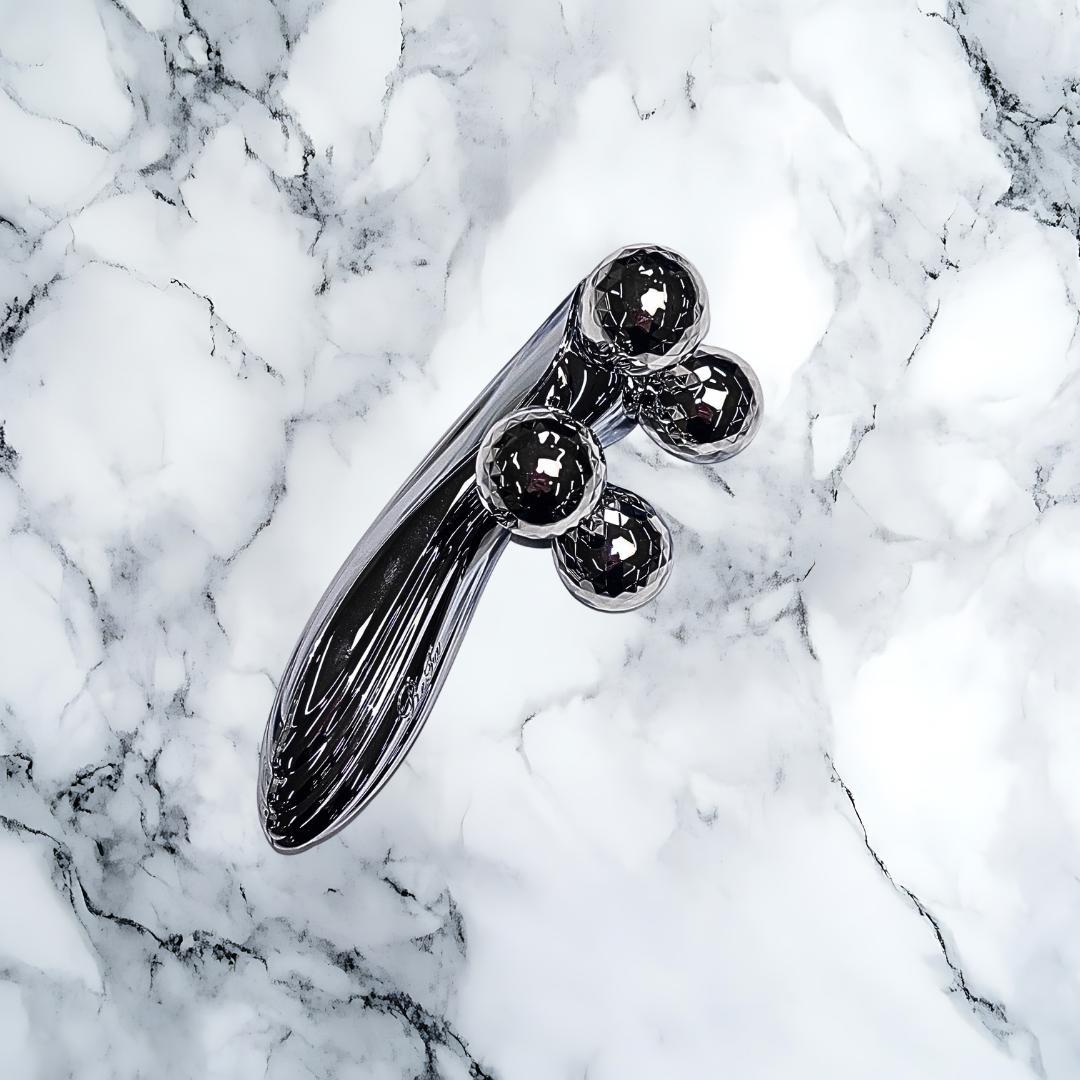 リファフォーカラットレイ ボディケア　RF-FR2306B　中古品　RFO01