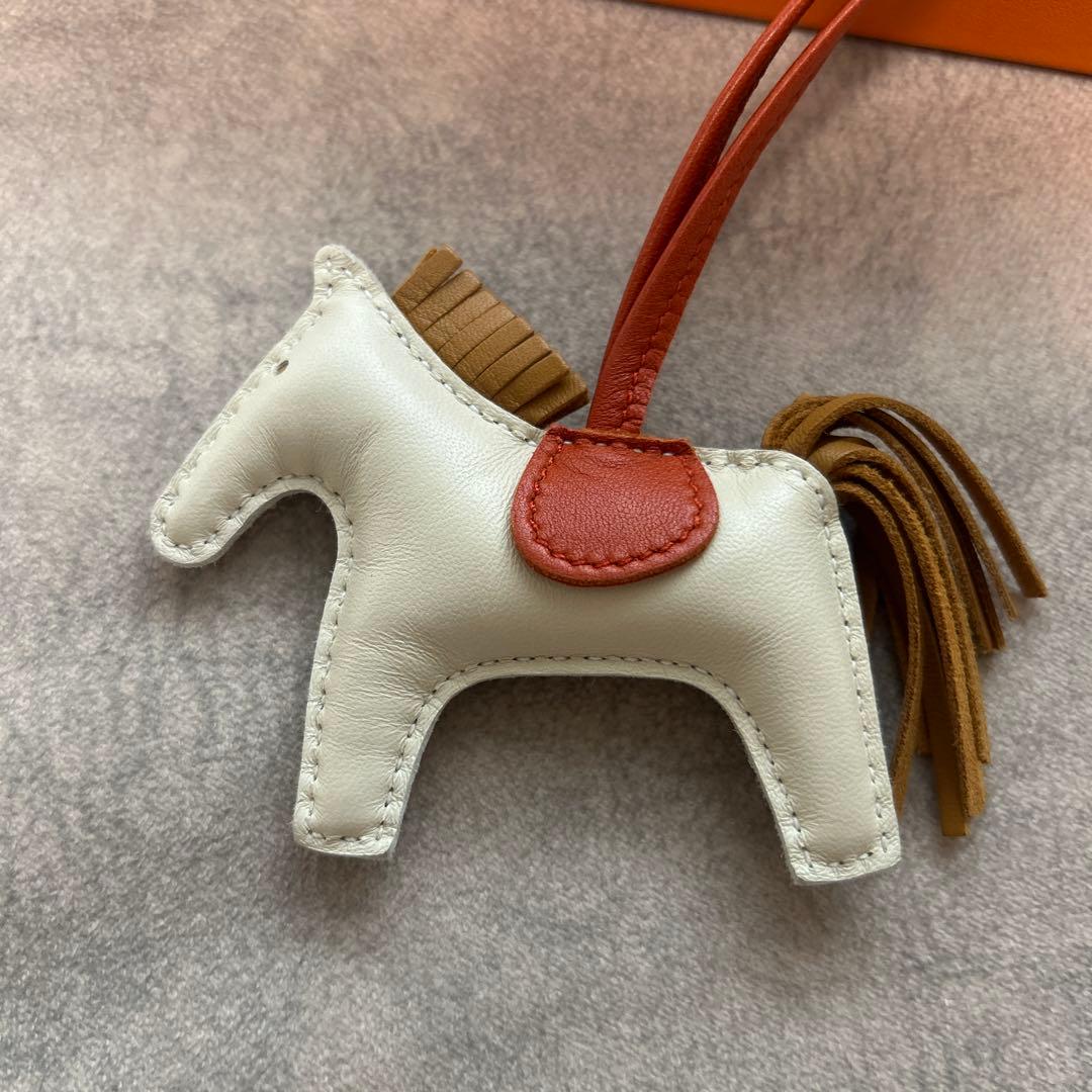 HERMES エルメス　ロデオチャーム