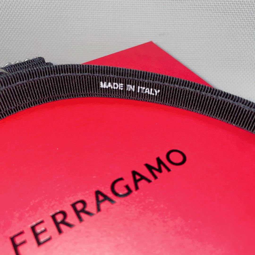 フェラガモ｜カチューシャ