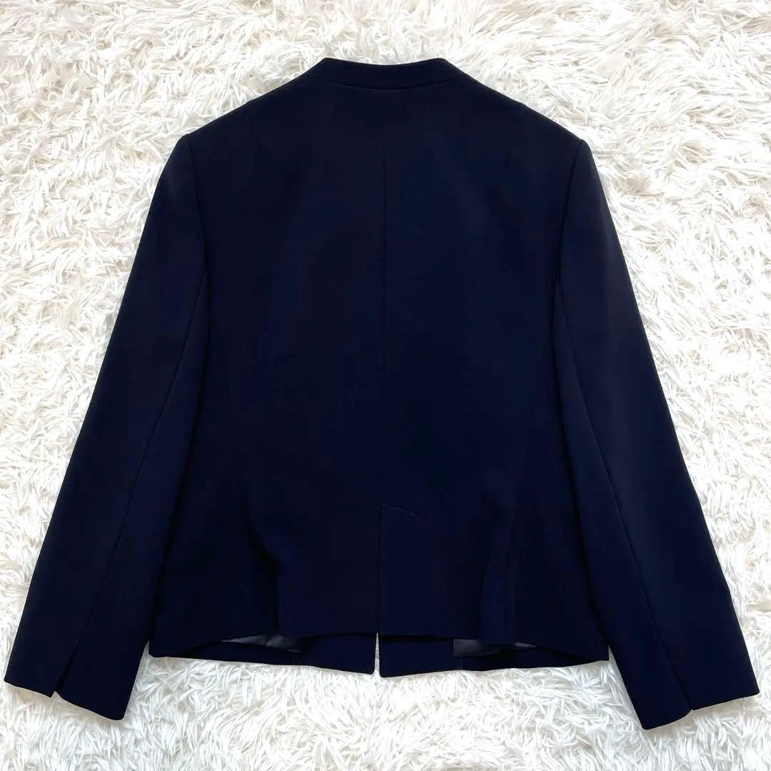 未使用品級☆ 23区 洗えるスーツ　スカートスーツ　ノーカラー　ネイビー　44