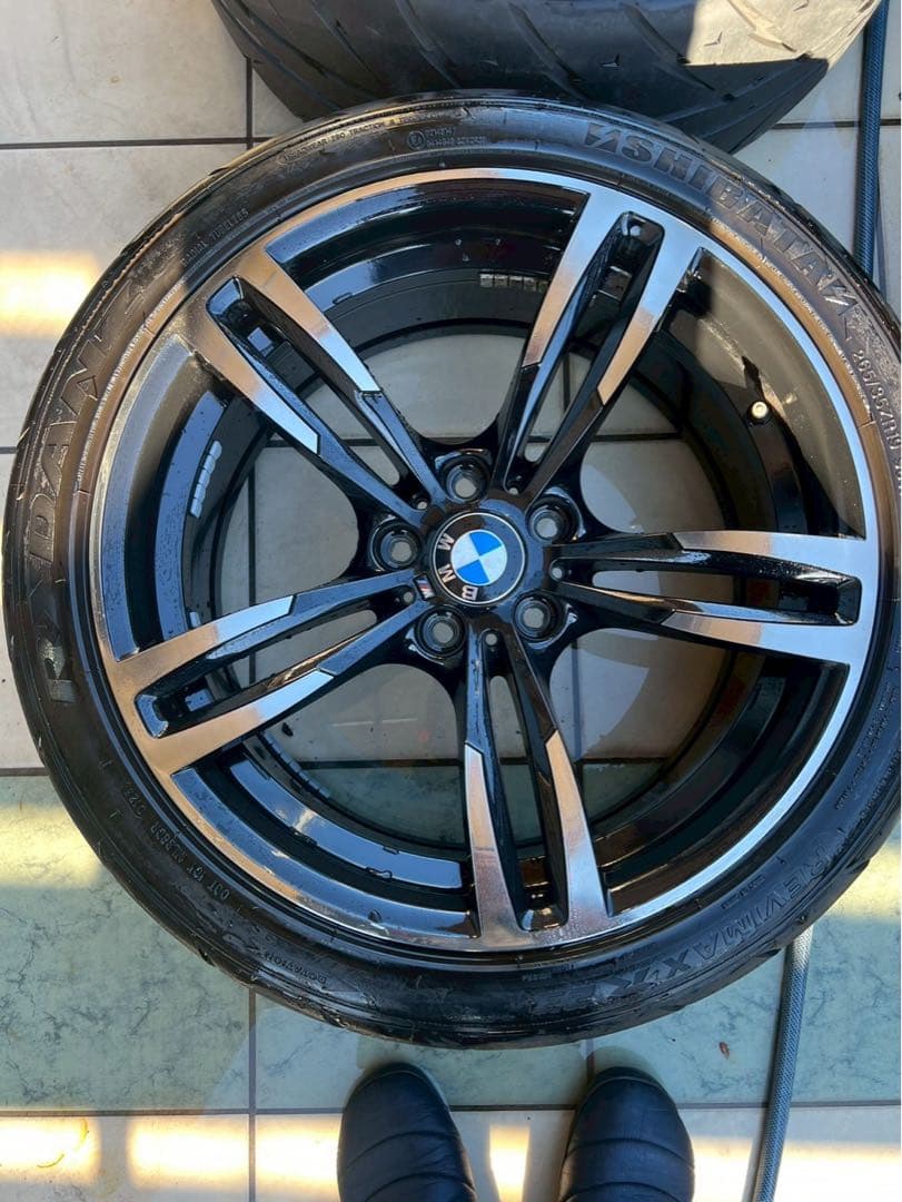 純正 437M 鍛造ホイール 2025年製タイヤ付き