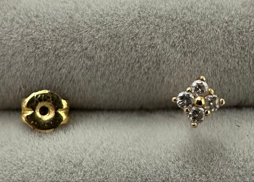 ポンテヴェキオ花型パヴェピアス(片耳)