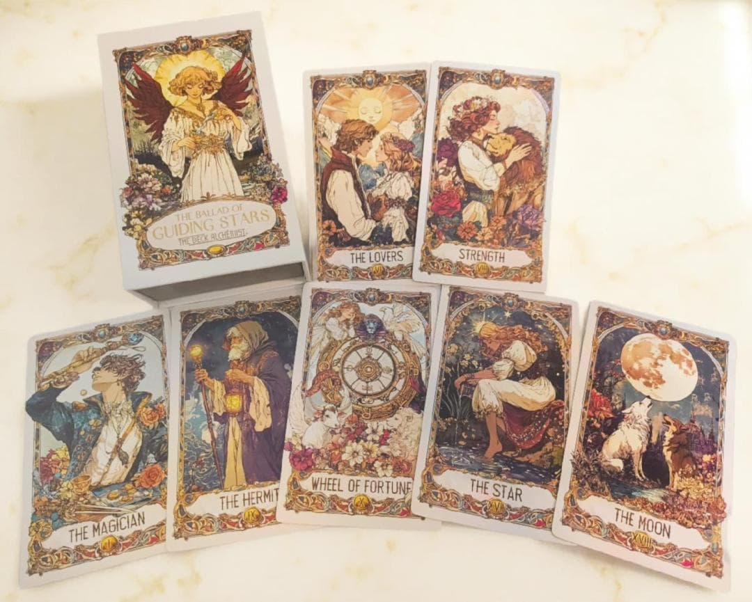 【正規品タロットカード】入手困難✨超美麗✨まるで古典絵画✨星明かりの歌のデッキ