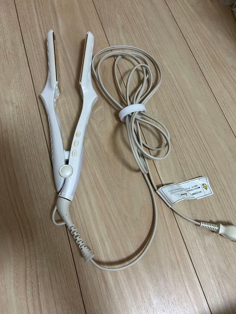 KINUJO 絹女 ストレートアイロン ホワイト LM-125