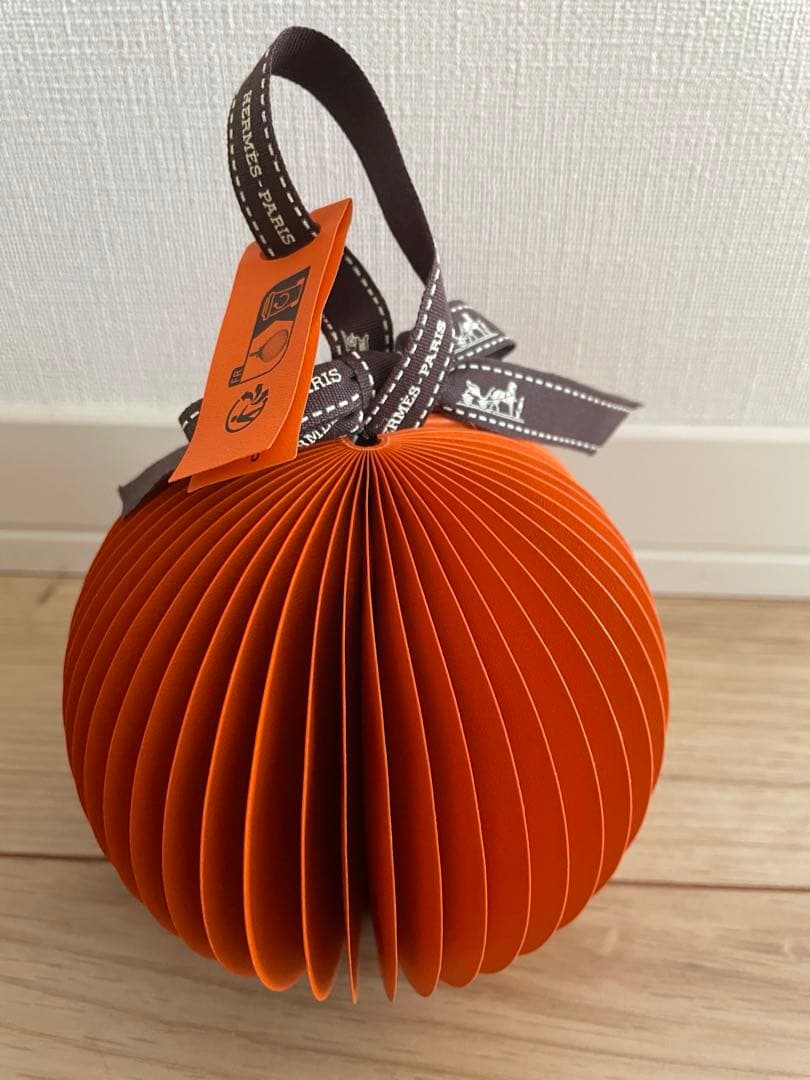 ささかさま　2024年限定品　HERMESリップバーム