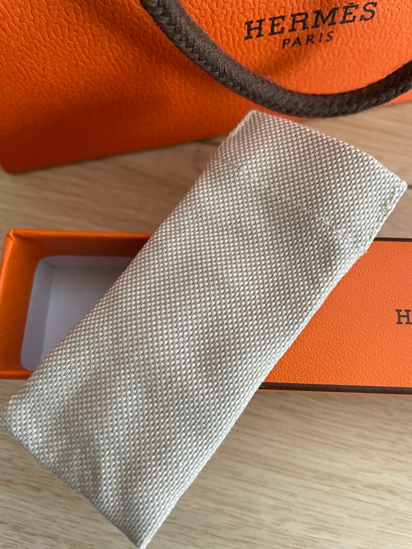 ささかさま　2024年限定品　HERMESリップバーム