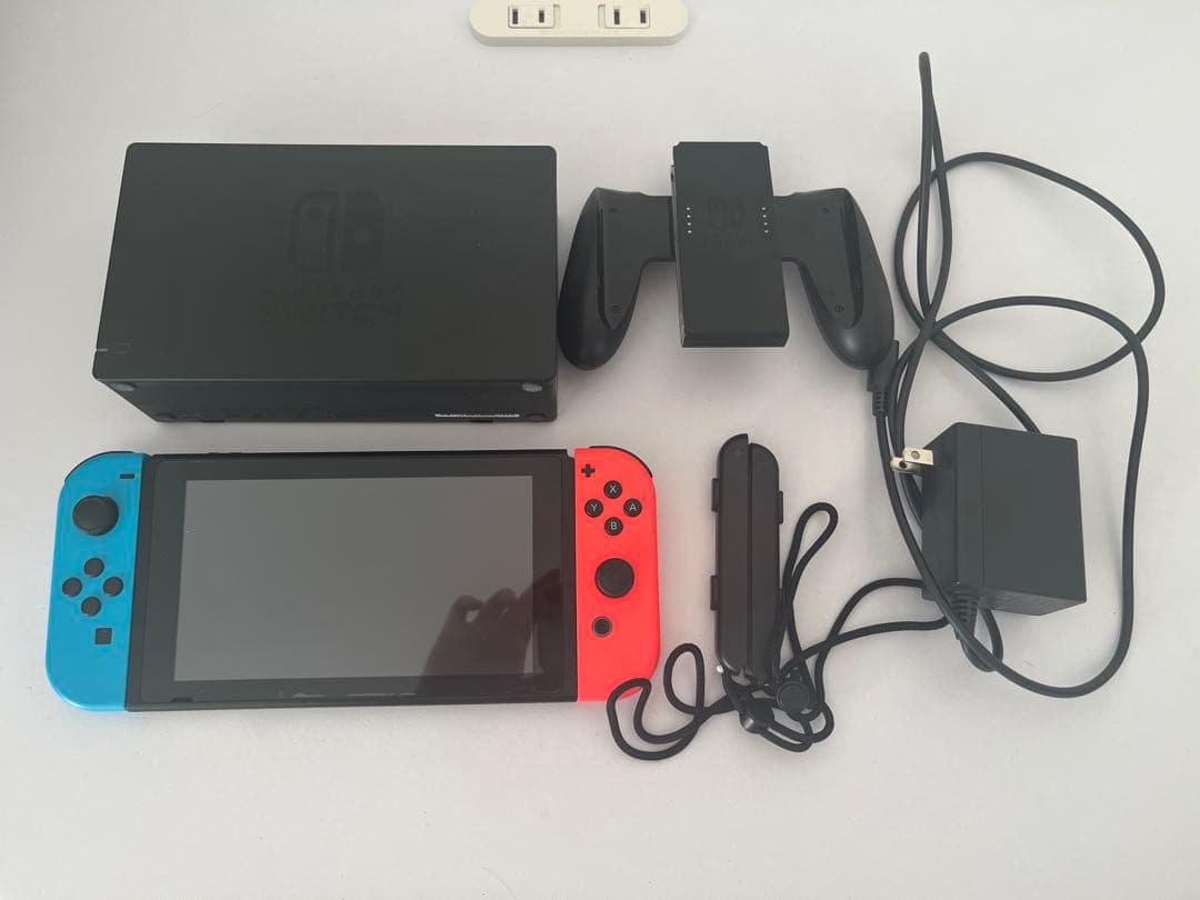 Nintendo Switch 本体 青/赤 Joy-Con