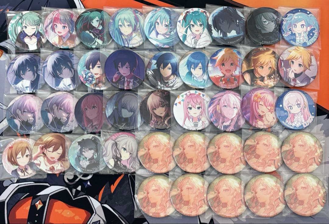 ピンズ・ピンバッジ・缶バッジ kaki