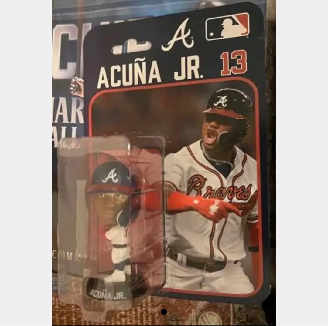 アクーニャjr フィギュア (2023MVP)