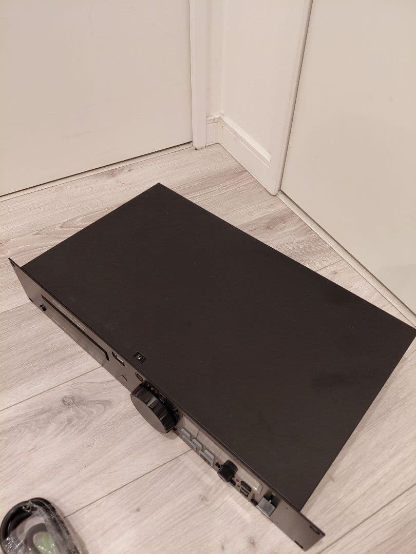 AMERICAN AUDIO UCD-100MKIII　業務用CDプレーヤー