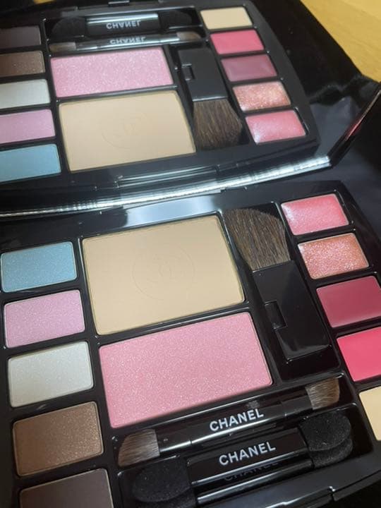 CHANEL シャネル トラベルメイクアップパレット