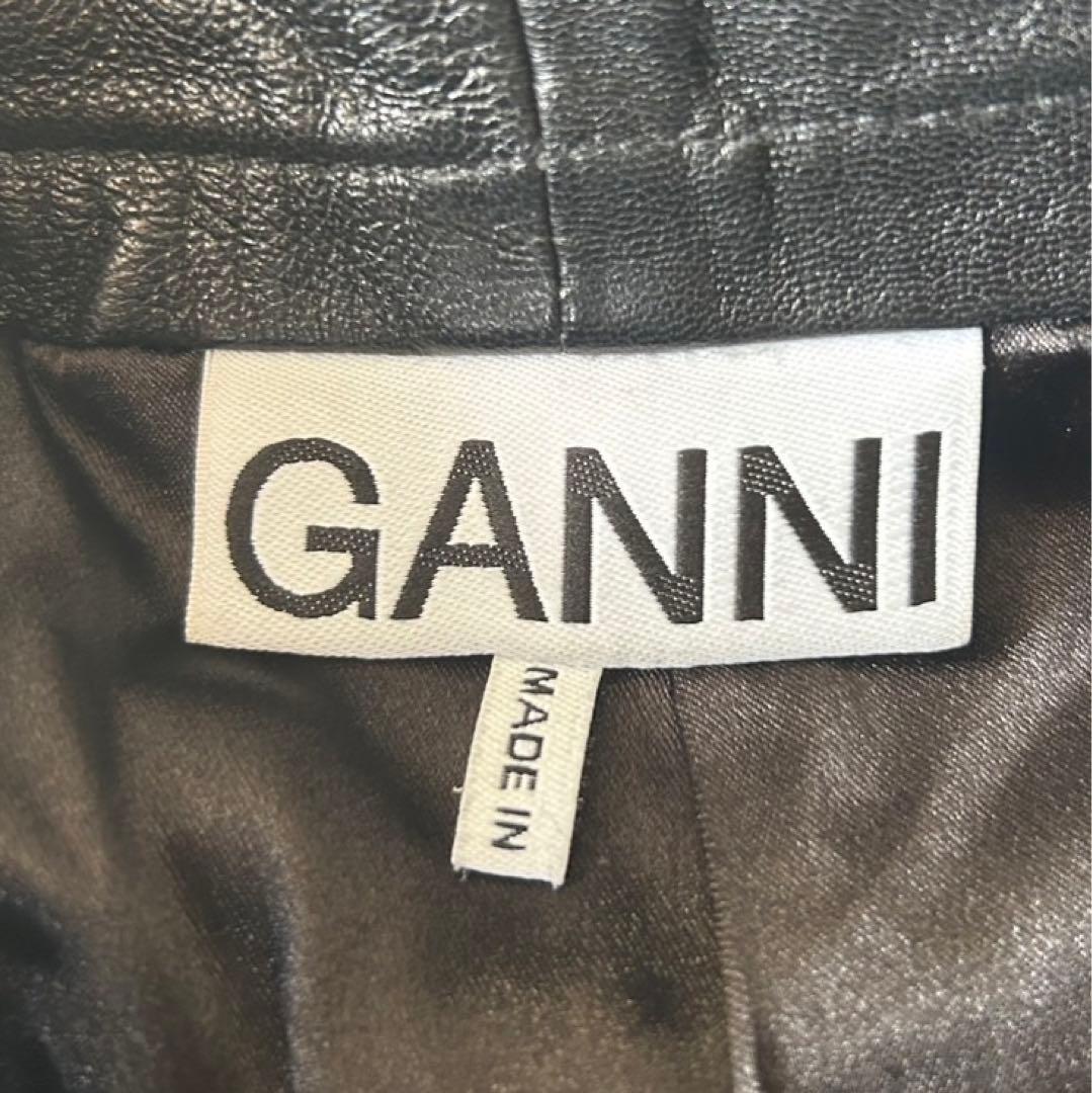 GANNI ガニー レザー ショートパンツ