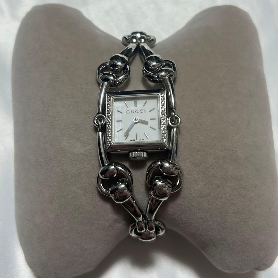 GUCCI グッチ シニョーリア ダイヤモンドベゼル/ホワイトパール文字盤 時計