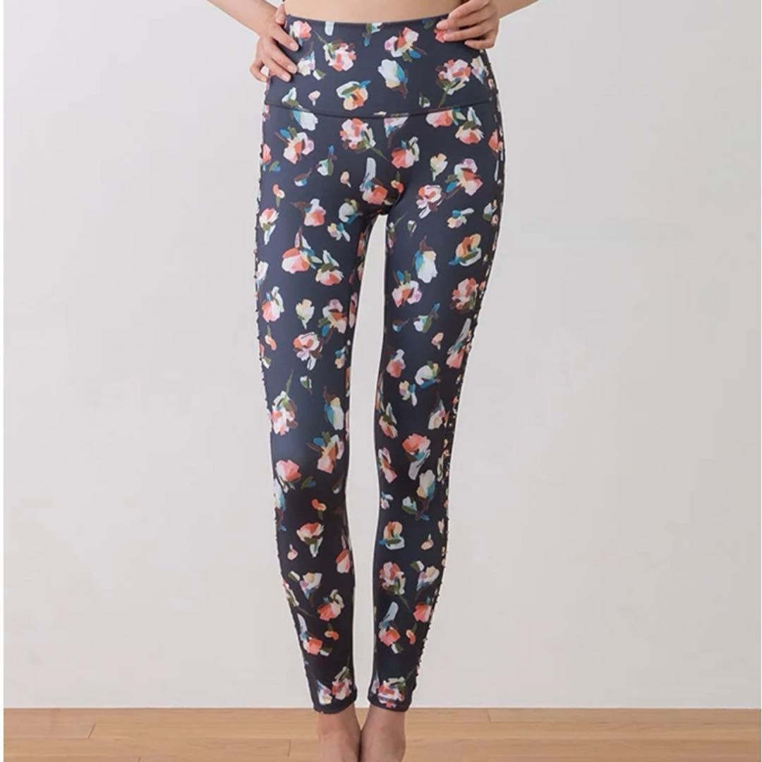 SUKALA ローズプリントレギンス　ブラック　Mサイズ