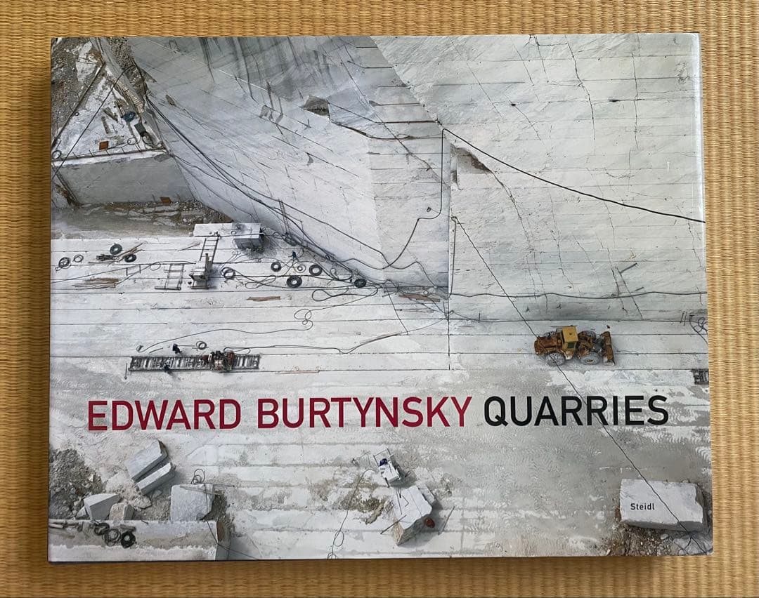 QUARRIES EDWARD BURTYNSKY 洋書　写真集