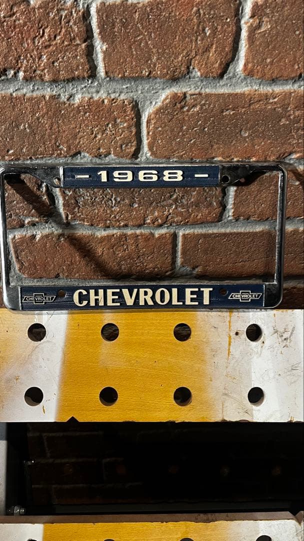 1968 CHEVROLET ナンバープレートフレーム