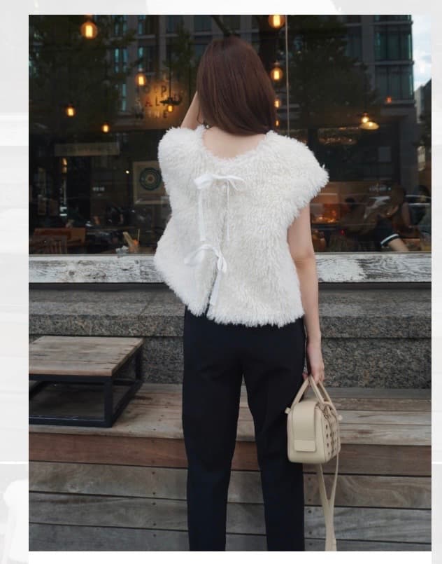 トップス HYEON fur gilet / white