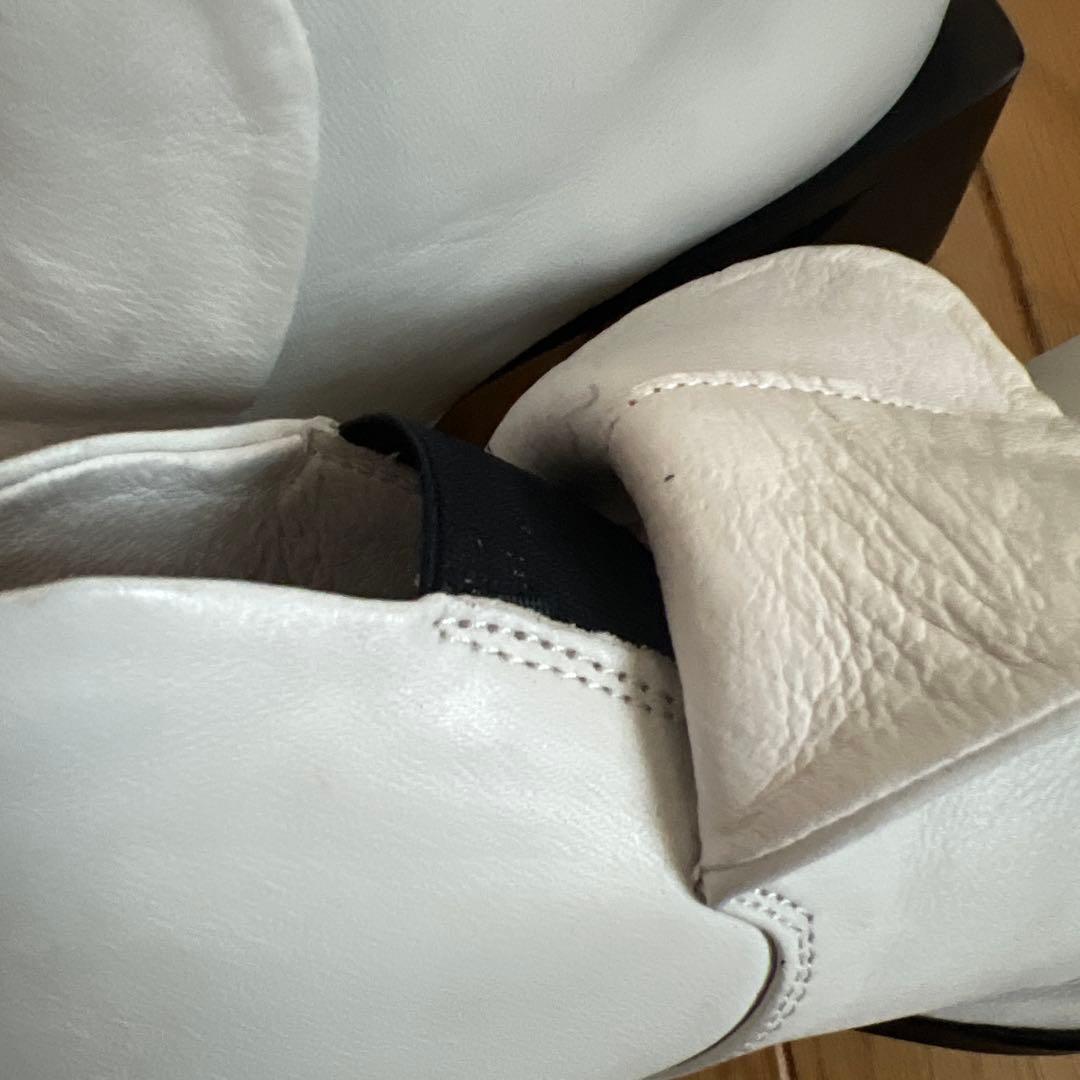 ご購入者さま決まりました。Ph7 ピアカッテ　ホワイトレザー アンクルブーツ39