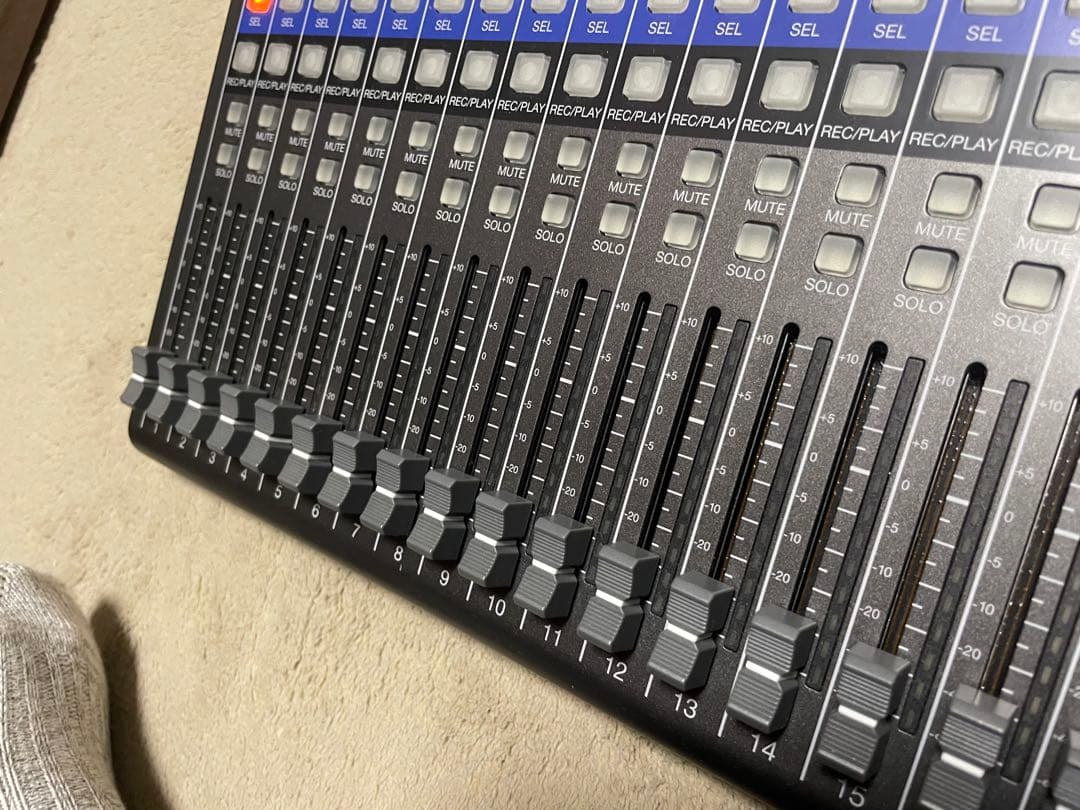 【動作確認済】ZOOM LiveTrak L-20 ＋ BTA1 ＋ FS01