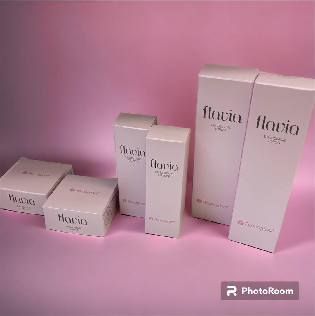 PHANTOM　flavia ザ モイスチャー 基本3点4セット＋石けん