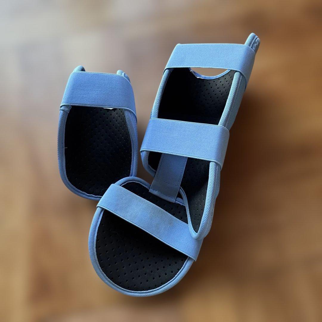 Nikeブルーナイキレッグガード エルボーガードセット販売大人用ワンサイズ