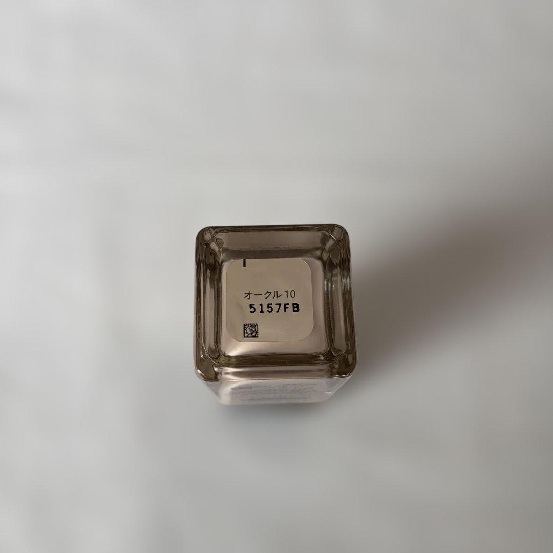 タンフリュイドエクラ ナチュレル　オークル10 クレドポーボーテ　リキッド