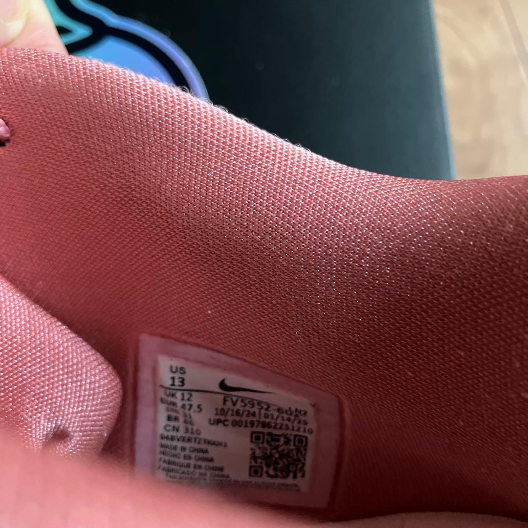 【美品】NIKE G.T HUSTLE 3 31センチ