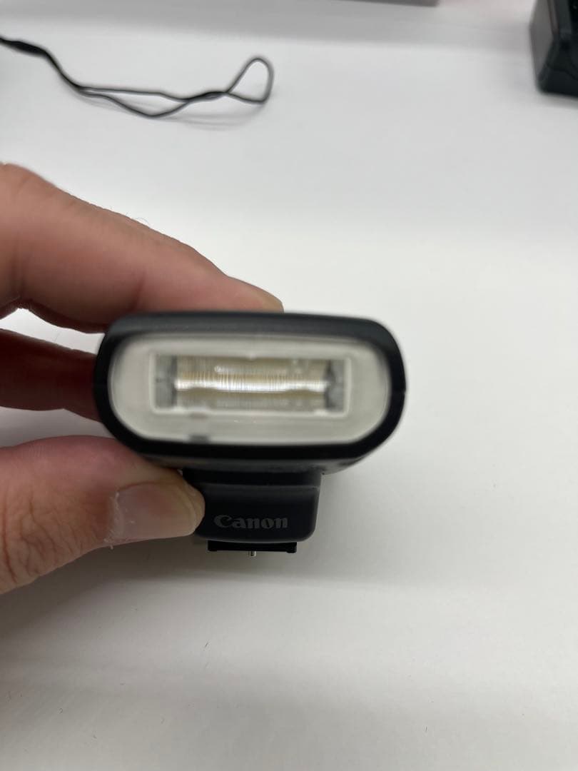 Canon EOS M デジタル一眼レフ レンズ3本セット