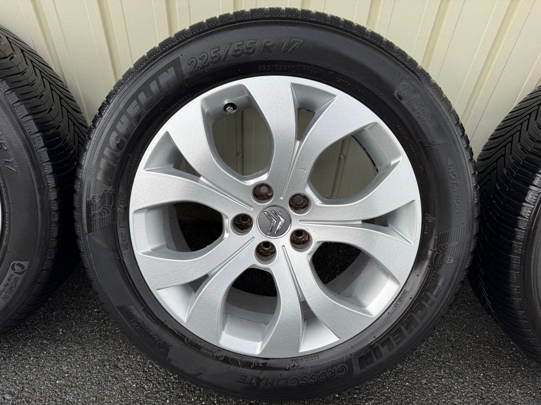 MICHELIN 225/55/R17 オールシーズンタイヤ　シトロエンC5