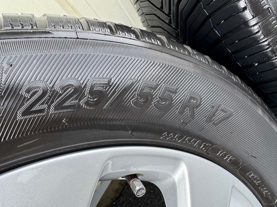 MICHELIN 225/55/R17 オールシーズンタイヤ　シトロエンC5