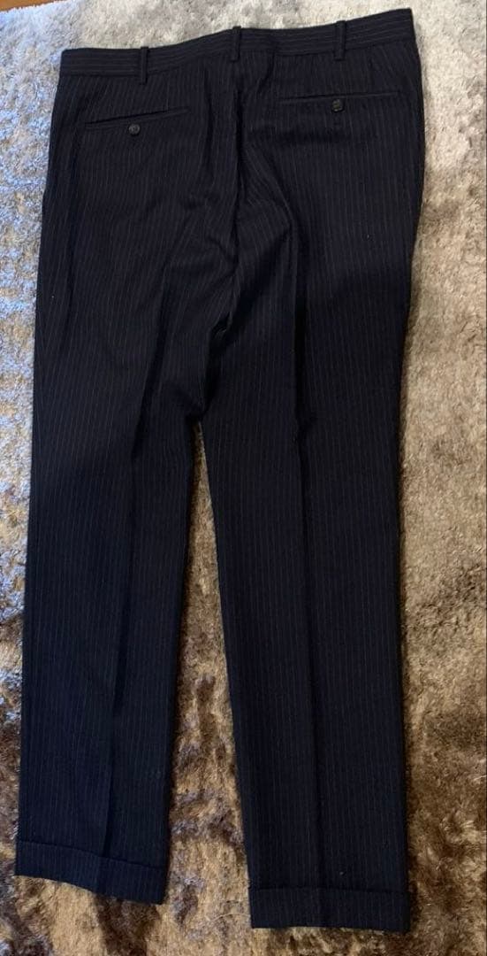 タケオキクチ　ネイビー ストライプ ビジネススーツ　サイズ4