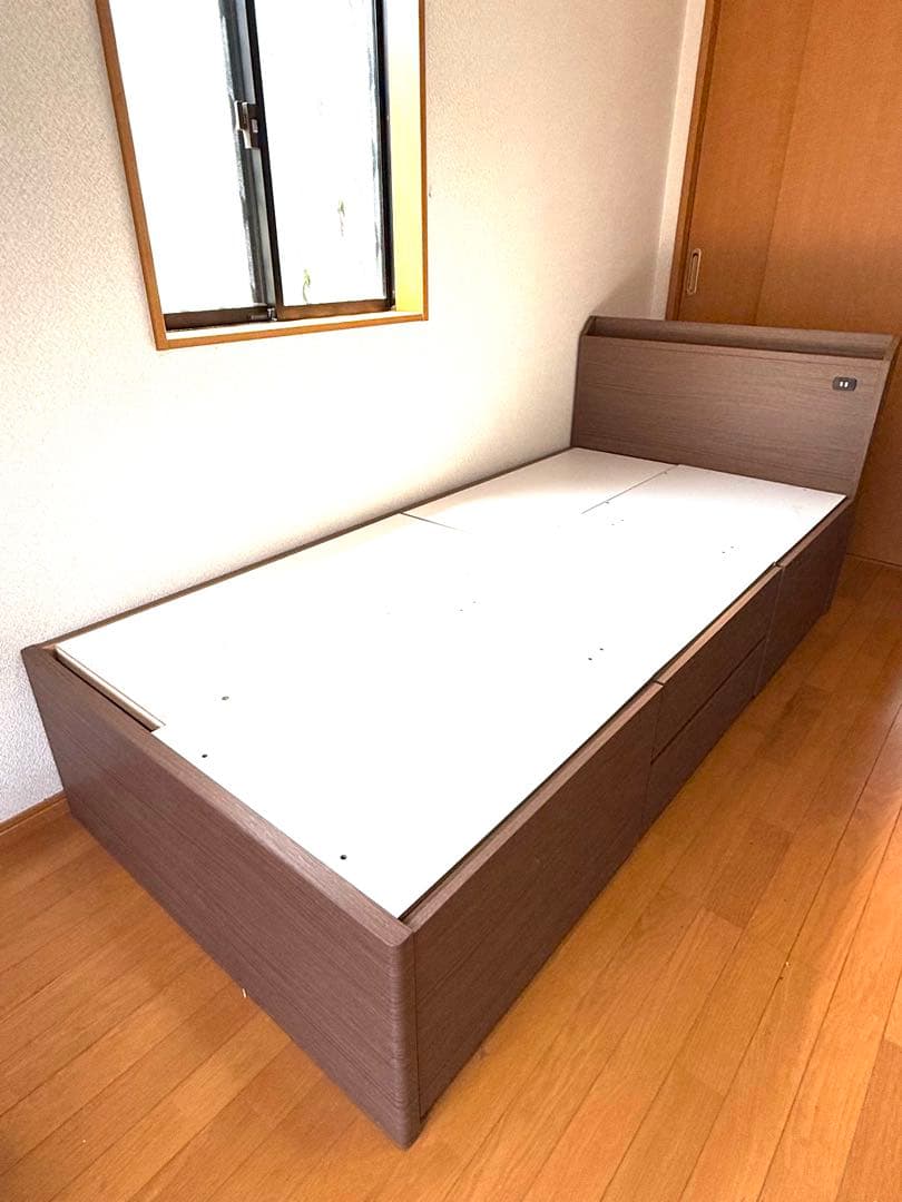 【早い者勝ち！】ニトリ シングルベッドフレーム 大容量 ブラウン