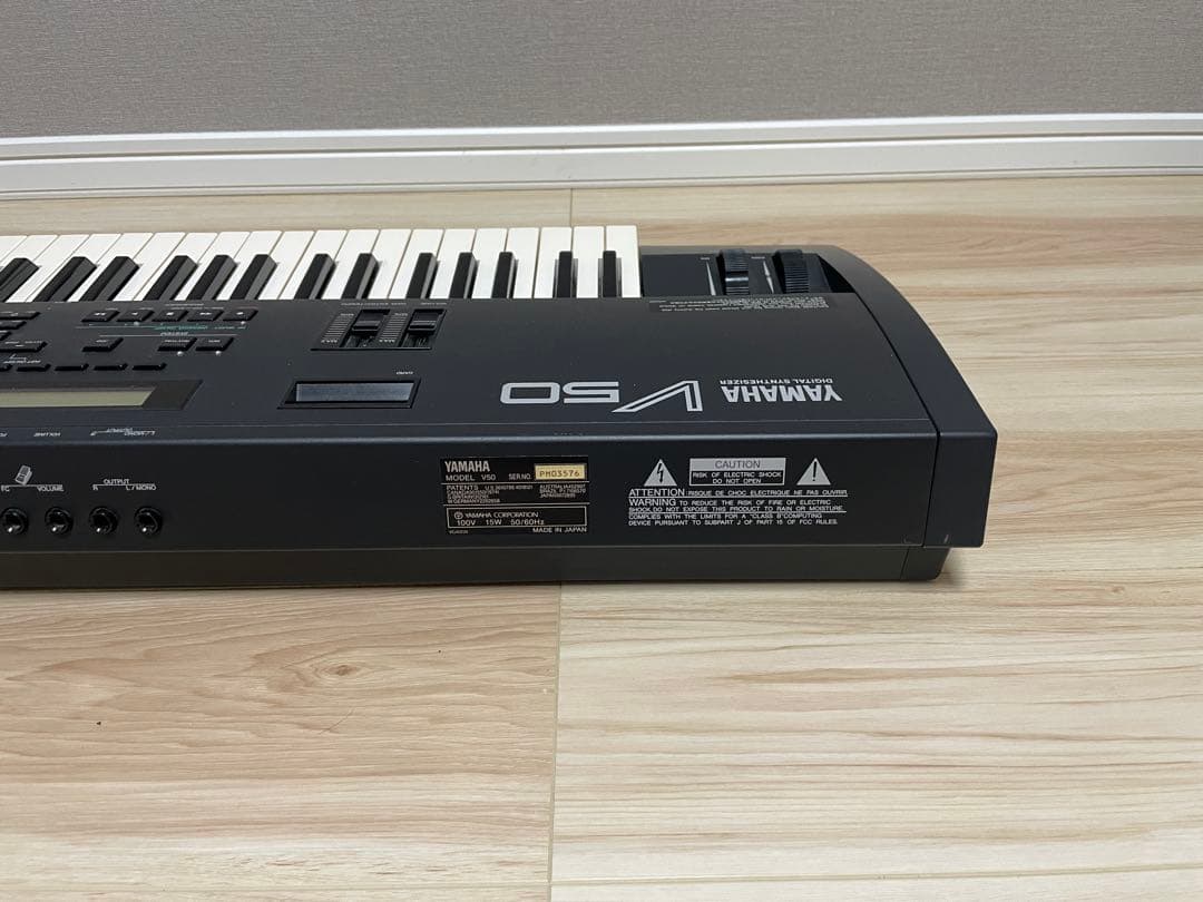 Yamaha V50 シンセサイザー 61鍵