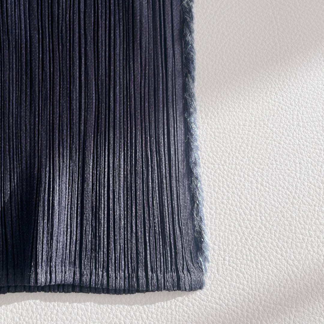 未使用品✨プリーツプリーズ　プリーツパンツ　ライン　ネイビー　ストレートパンツ