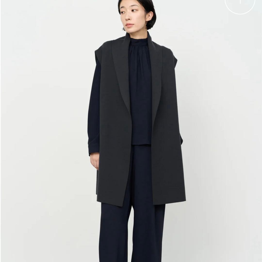 SOEJU ウール混ニットジレベスト　チャコール