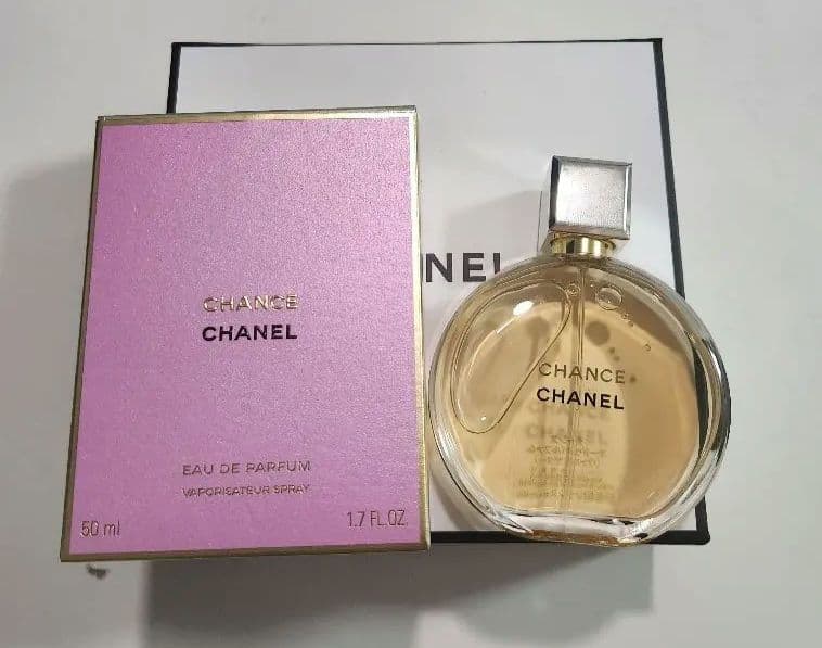 CHANEL シャネル チャンス オードゥ パルファム　限定チャーム付き