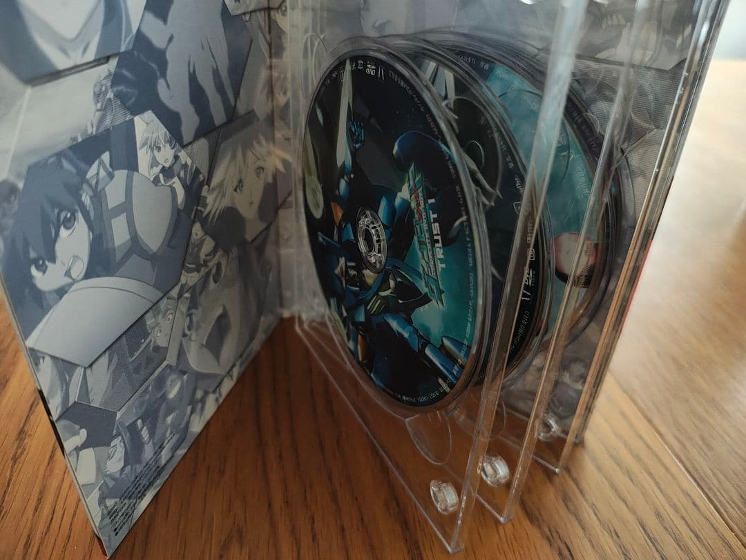 ヴァンドレッド コンプリートDVD-BOX〈初回限定・9枚組〉