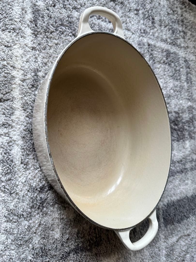 LE CREUSET ホワイト 両手鍋 オーバル型　レア　ル・クルーゼ