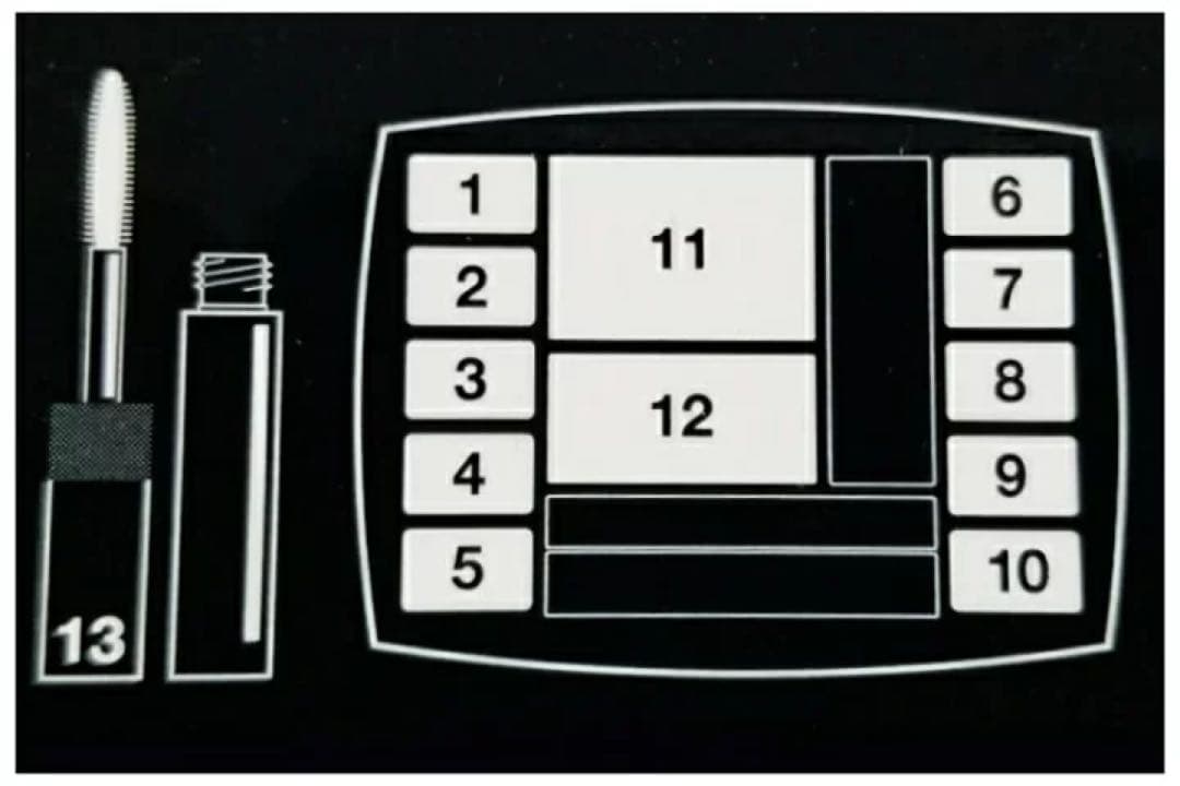 新品未使用◎ CHANEL トラベルメイクパレット