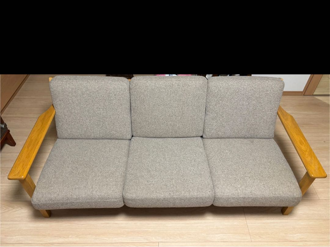 定価約18万　unico(ウニコ) VISKA(ヴィスカ)木製3人掛けソファー