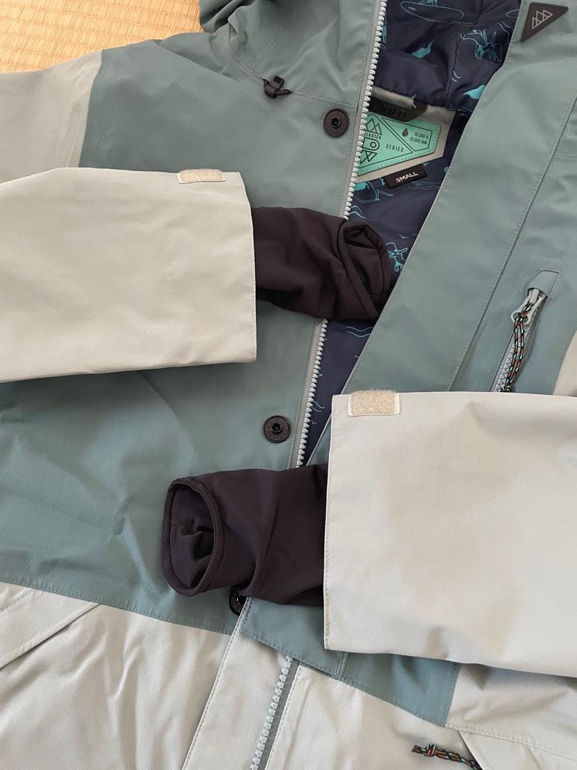 Airblaster W's ビースト ジャケット Sサイズ