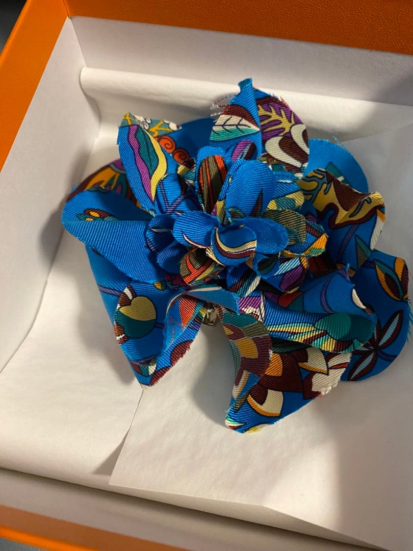 エルメス　フラワーツイルコサージュ　ヘアアクセサリー