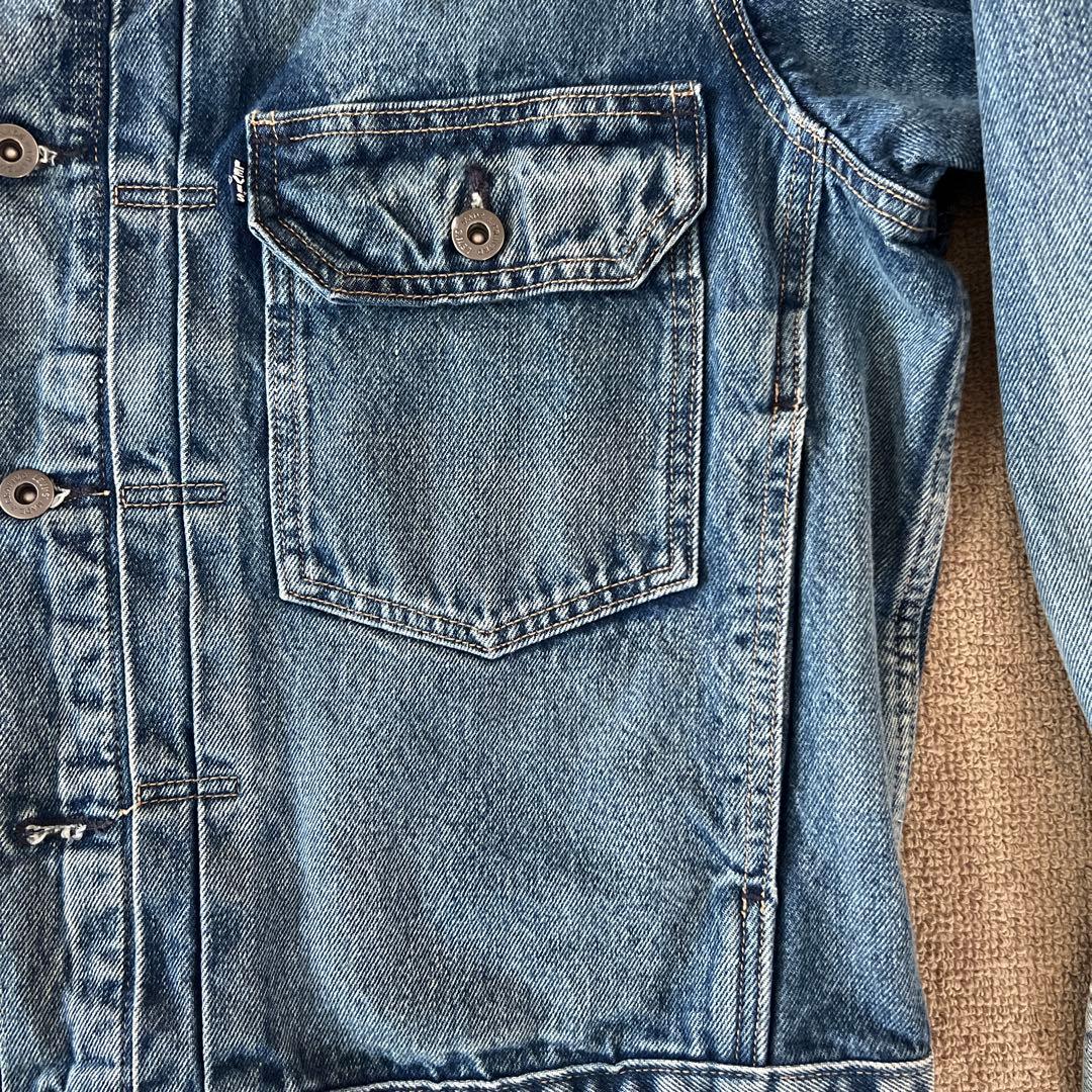 専用　 リーバイス　デニムジャケット M
