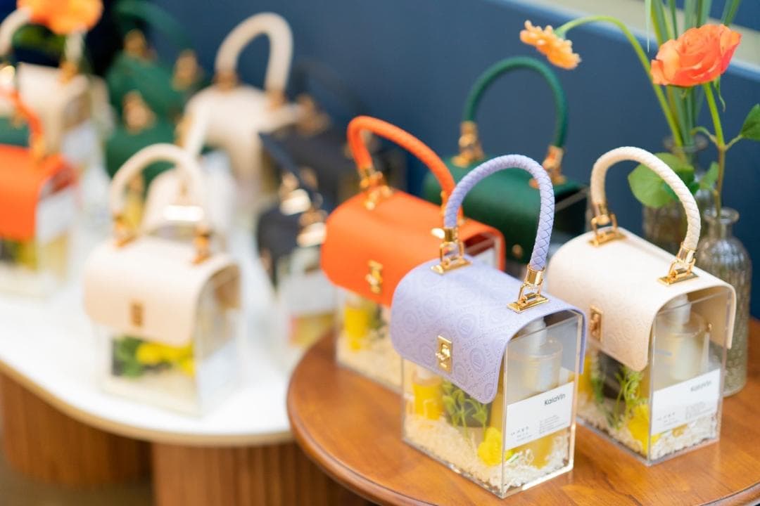 天然成分HAUセラム2本セット（新品）