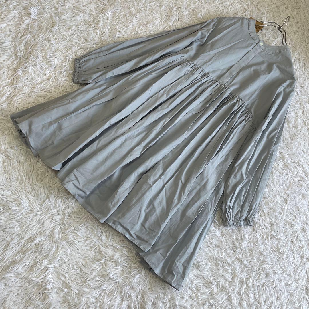 新品タグ付き　BEARDSLEY ギャザーチュニックワンピース　グレー