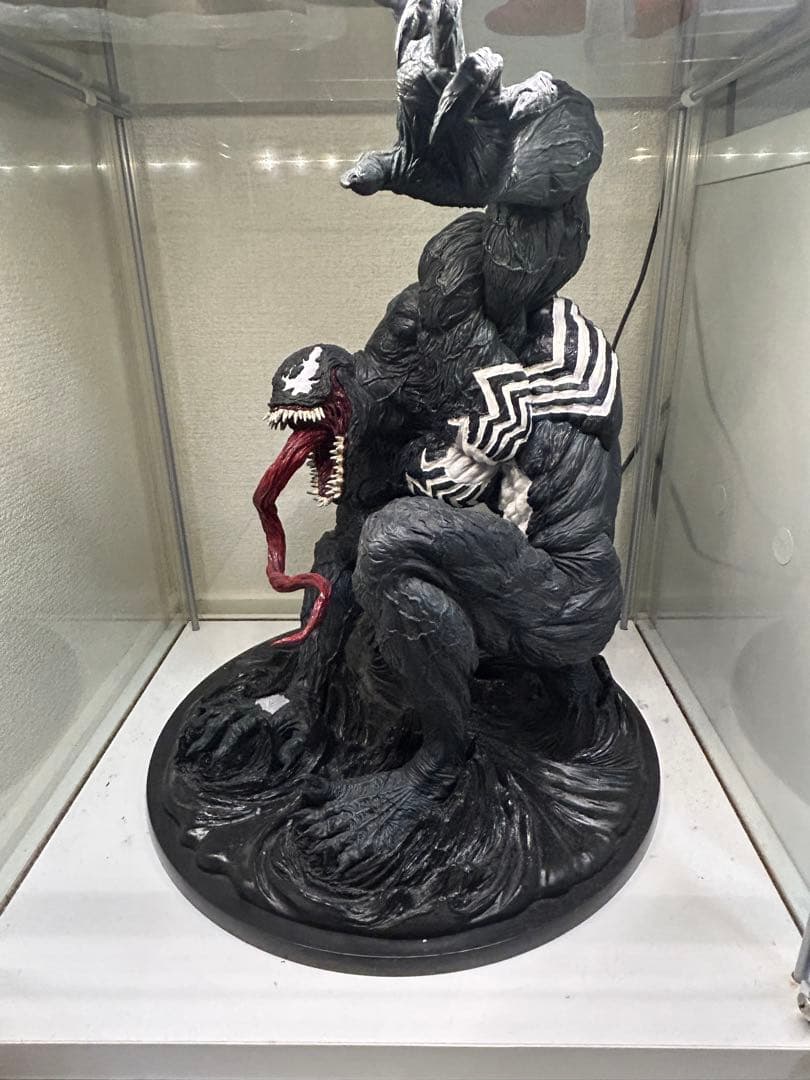 ソフビナル　ヴェノム　フィギュア