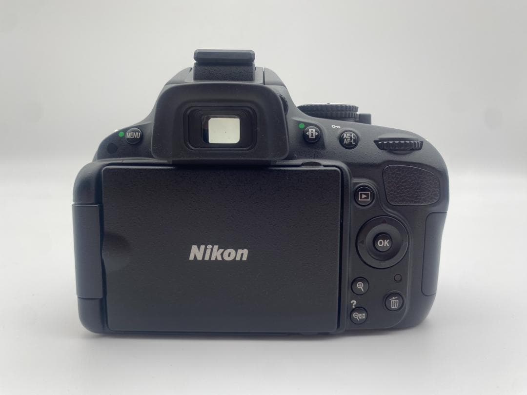 【専用】S約4,000回！Nikon D5100★55mm-200mmレンズ