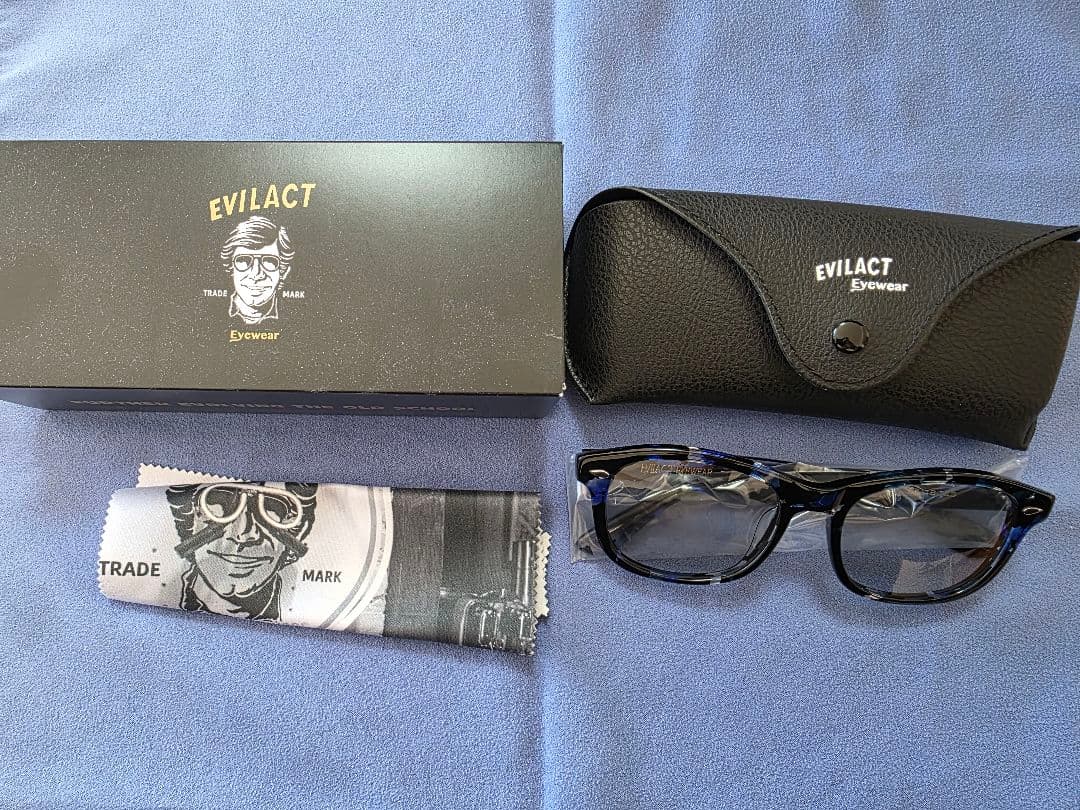 EVILACT CYCLONE サングラス ブルーデミフレーム